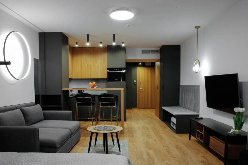 Apartament 4Th Floor لوبلين المظهر الخارجي الصورة